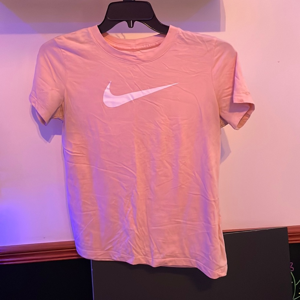 Tshirt size medium